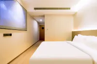 Enjoy Future Hotel (Kunshan Huaqiao Metro Station) Hotel in zona Xiaohang Building Materials Marina