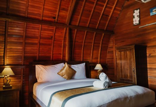 5. 센툴란 가든 빌..