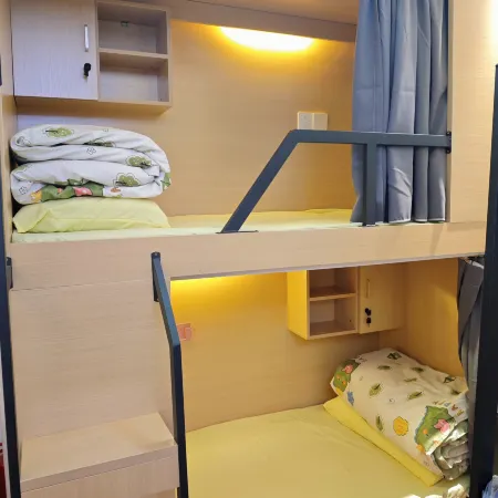 MH·Cloud Side Girls Apartment (Shenzhen North Station)
