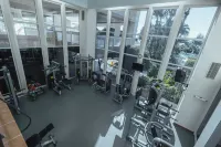 Paloma Perissia - Gym