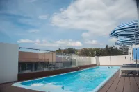 The Blue Pearl Kata Hotel - Kolam Renang