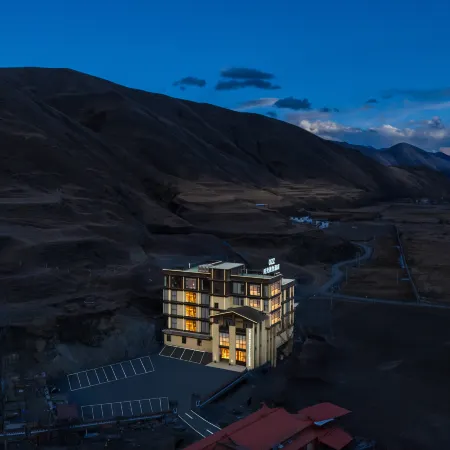 Ozz·nice5·Time Absolution Resort Hotel (Kangding Xinduqiao Branch)