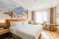 Vienna Hotel (Dalian Lushun Center Square Branch) Hotel in zona Dalian University of Foreign Languages (Lvshun South Road)
