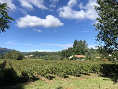 Domaine des Vans Các khách sạn ở Joyeuse