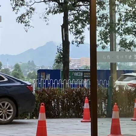YESTE International Hotel at Wuzhou Tengxian Stadium