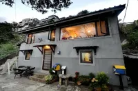 九份温莎堡薇風館民宿 瑞芳区のホテル