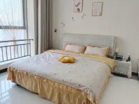 Wan Feng Homestay (Zhumadian Aike Building)