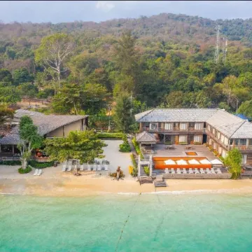 Baan Ploy Sea