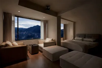 Starlight Hotel Hotels in Leishan