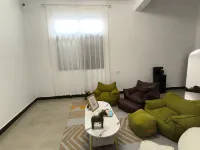 Mangshi Youwang Hostel