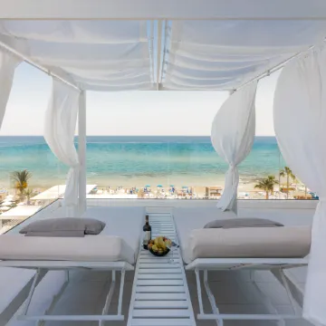 Flamingo Paradise Beach Hotel