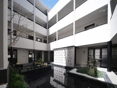 攬雪shiny山山遲來·雪山觀景度假飯店（束河古鎮店） 束河古鎮住宿飯店