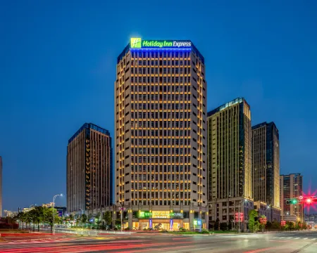 Holiday Inn Express Shangrao Railway Station by IHG Hotel di Shangrao