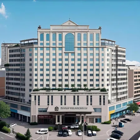 Victoria International Hotel (Maoming High Speed Railway Station North Square)