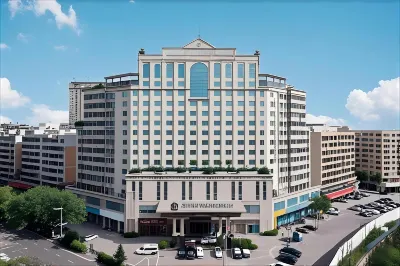 Victoria International Hotel (Maoming High Speed Railway Station North Square) Hotels near Lijing Shopping Center (Renmin Middle Road)