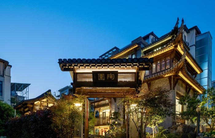 Confucian Shan House Ceramic Garden art space Homestay