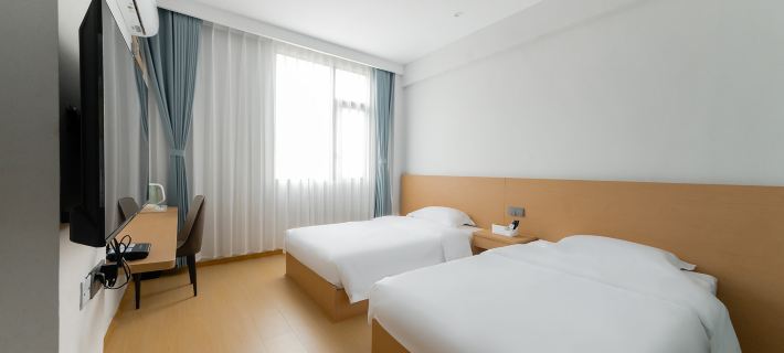 Dongrunfeng Hotel (Zigong Caideng Park) Hotels in Zigong