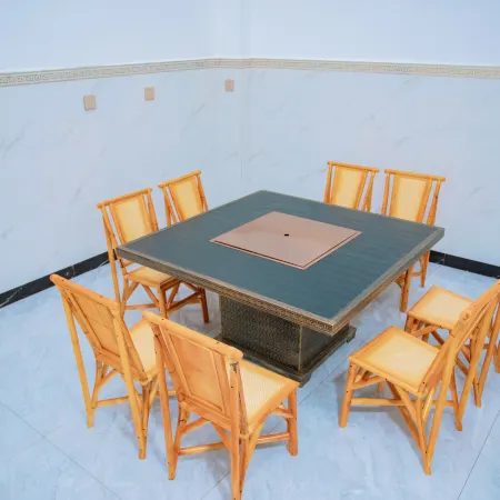 Lakeside Yunxi Hotel