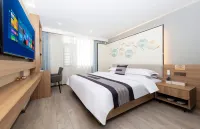 Zhaotong Yunju Hotel (Xinggeng Sinology Culture Park and Hejing Square Branch) - Pet friendly