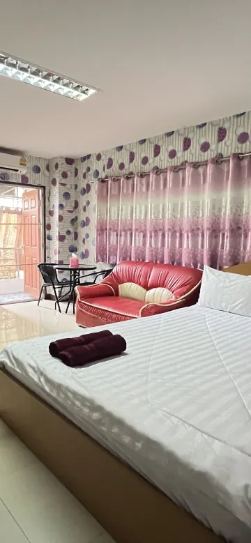 ห้องสแตนดาร์ด เตียงใหญ่ 1 เตียง