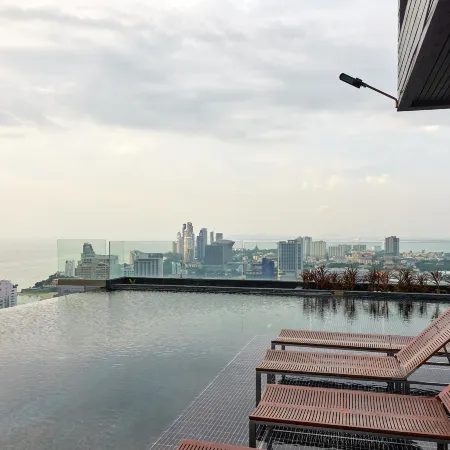 Muxa Condo - Centric Sea