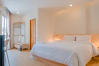 Baan Cocoa Boutique Hotel - parking