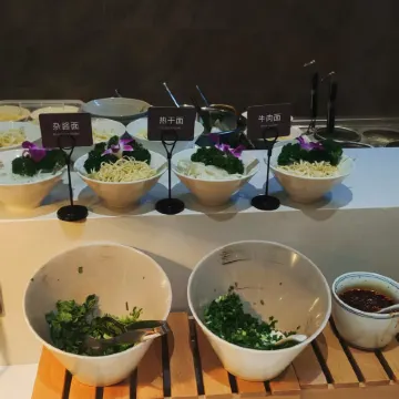 Homeinn Selected Hotel (Wuhan High-speed Railway Station) Отели рядом с достопримечательностью «Железнодорожный вокзал Ухань»