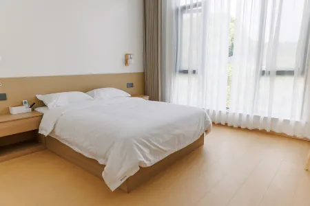 Jiujiang LushanScenic picturesque No. 1 Garden Meisu (Donglin Giant Buddha Store) Отели рядом с достопримечательностью «Lushan Taohuayuan Scenic Area»