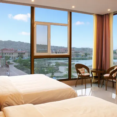 Qicai Danxia Wenzheng Holiday Hotel