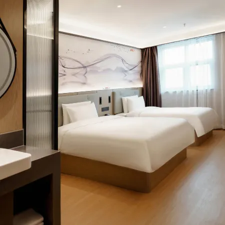 Lechao Hotel (Shanghai People's Square Changzheng Hospital)