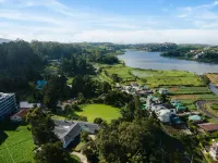 Jetwing Broomfield Bungalow Hotels near Lake Gregory