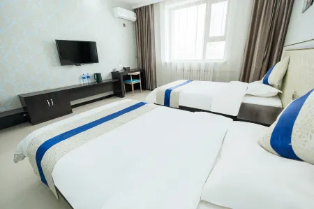 Jiajing Sightseeing Hotel (Matryoshka Square) Отели рядом с достопримечательностью «Manchuria Boundary Gate»