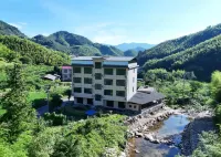 雅閣居民宿