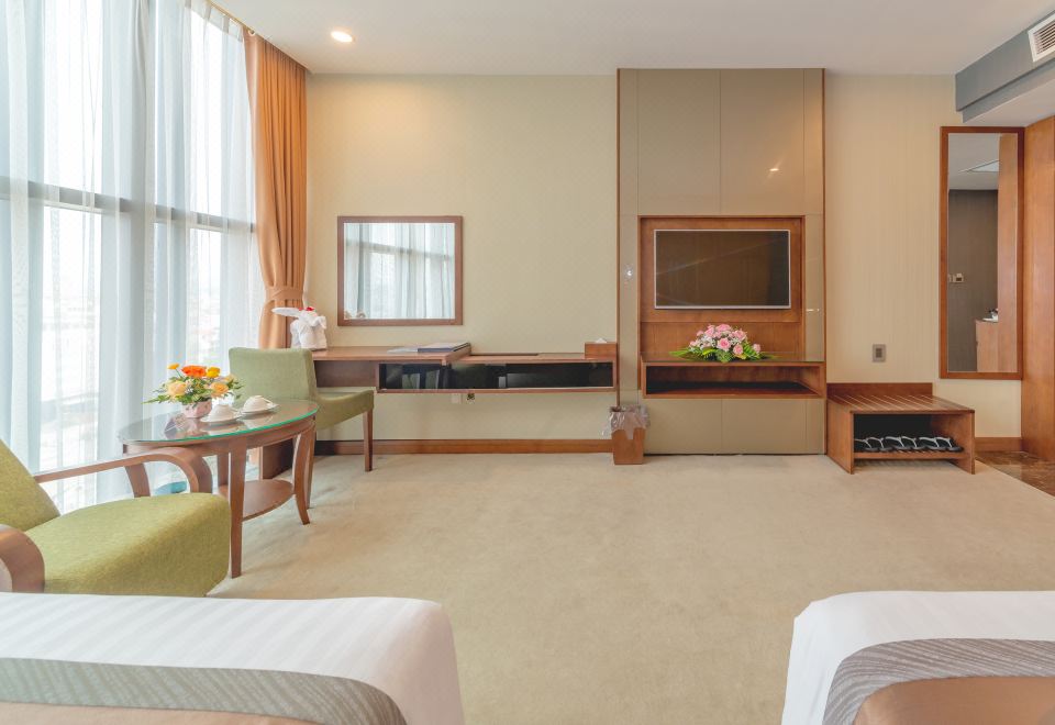 Bien Bac HotelOver view