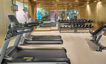 City Getaway in the Heart of Entertainment City