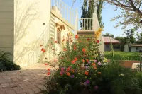 Huo Cheng Xing Chui Pingye Homestay - 2-Star