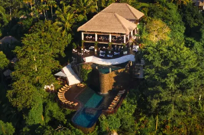 Hanging Gardens of Bali Hotel dekat St Yoseph Karmel, Bedugul - Bali