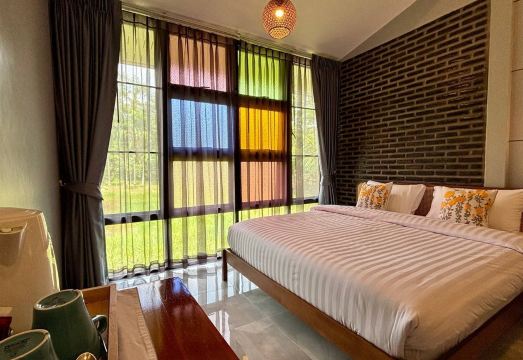 3. 문라이트 코티지..