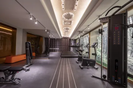 CitiGO HOUSE Senlan Zhouhai Road Metro Station Sunland Shanghai Отели рядом с достопримечательностью «Shanghai Electric Power Technology and Management College»