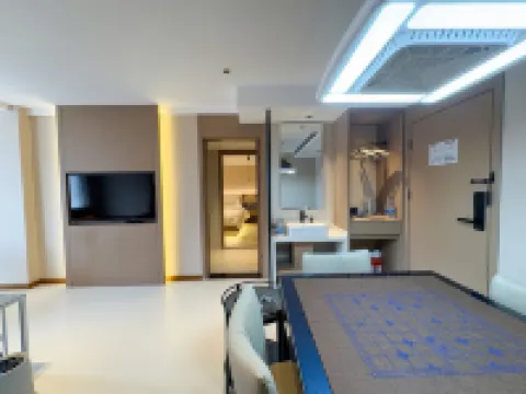 Bolan Grand Hotel Hotels in Jinping