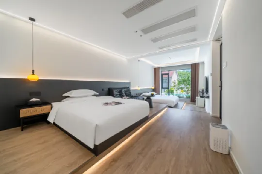 Tonglu Mushan Homestay (OMG Heartbeat Paradise) Отели рядом с достопримечательностью «Chuiyun Tongtian River»