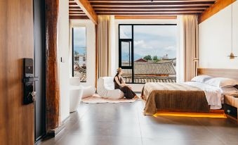 Private Snow Mountain Hot Spring | Log-Controlled Exclusive Courtyard (Baisha Ancient Town Branch)