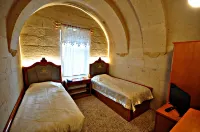 Hotel Kral Boutique فنادق في Sivritas Mahallesi