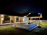 The Private Pool Villa @Satun - Uima-altaat