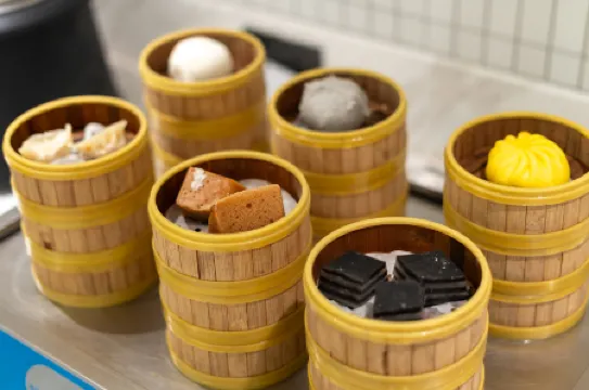 Borrman Hotel (Yangjiang Baili Plaza Branch)