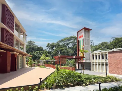 Coliwoo Bukit Timah Fire Station (Newly Opened) Hotel in zona Eight Courtyards