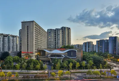 Relax Hotel Hotels in Qianjiang New Town