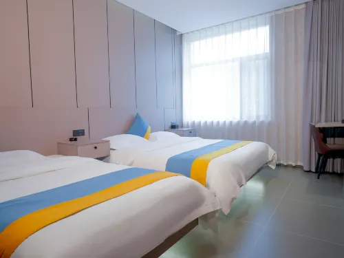 Kailu Fengzhixiang Hotel - 2 tähden