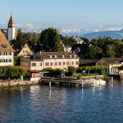 Boutique Hotel Sonne Küsnacht - Zurich ドルダーバーン周辺のホテル