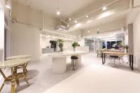 Gwangju W Lounge Hotel